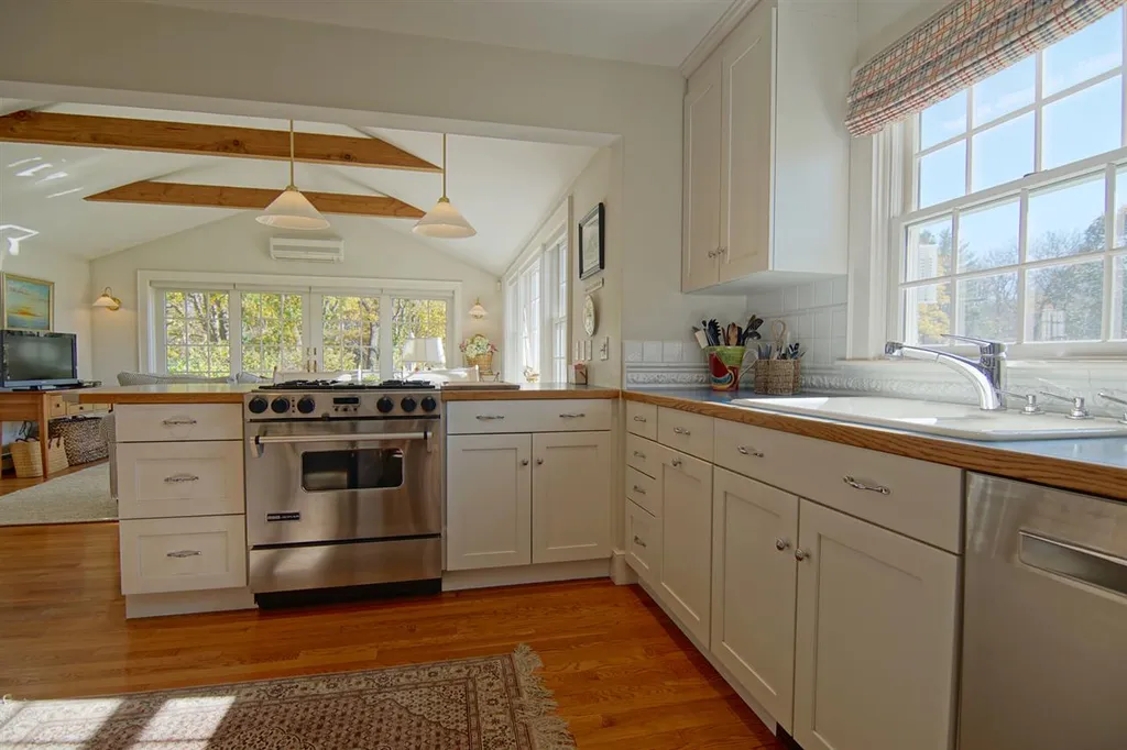 500 Brackett Road Rye NH 03870