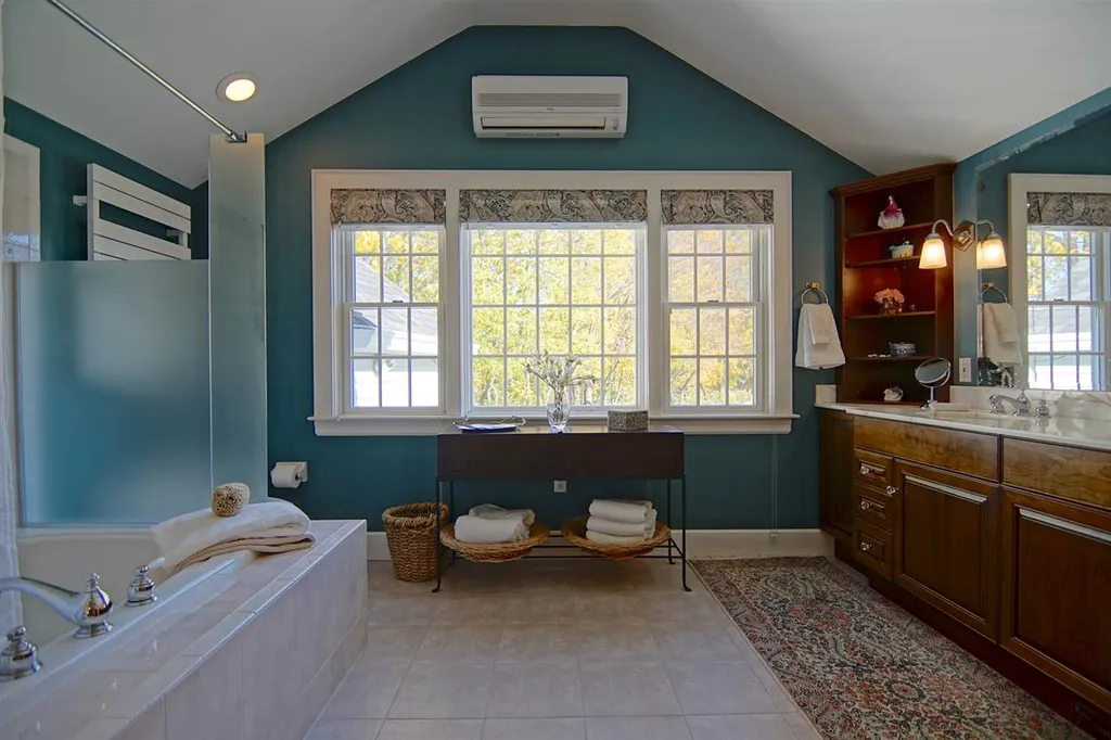 500 Brackett Road Rye NH 03870