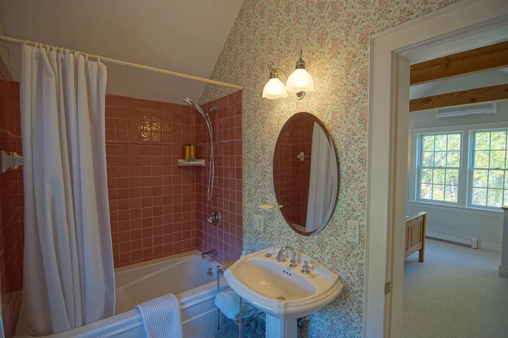 500 Brackett Road Rye NH 03870