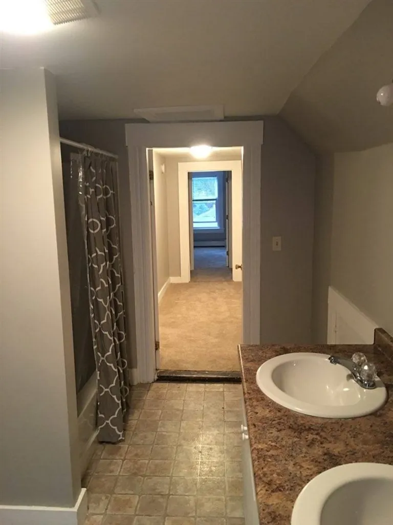 215 Perley Street Manchester NH 03104