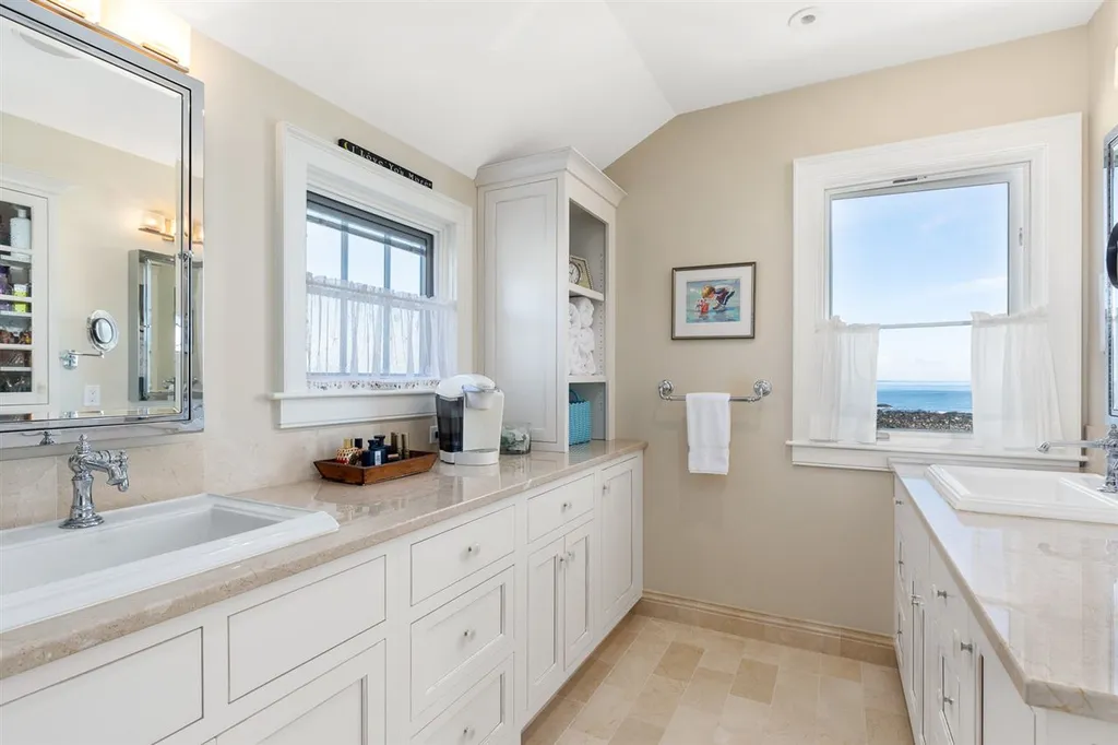 1308 Ocean Boulevard Rye NH 03870