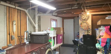 8 Nel Mar Heights Claremont NH 03743