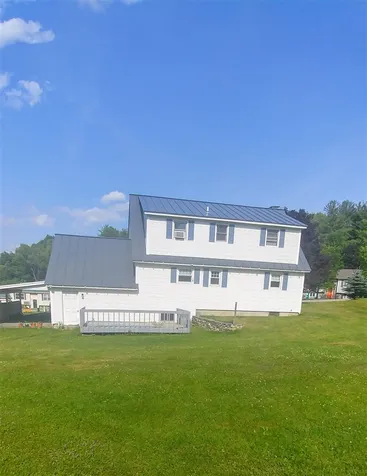 8 Nel Mar Heights Claremont NH 03743