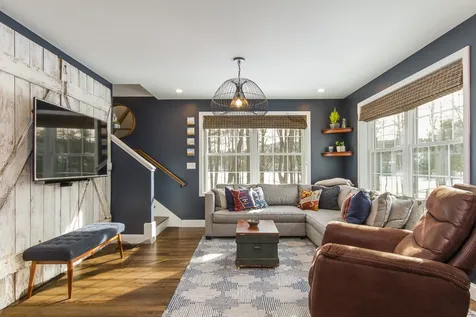 19b Cedar Way Goffstown NH 03045