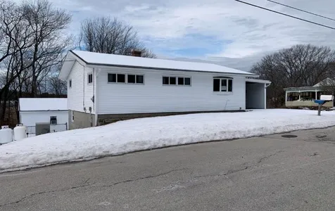 108 Mission Avenue Manchester NH 03104
