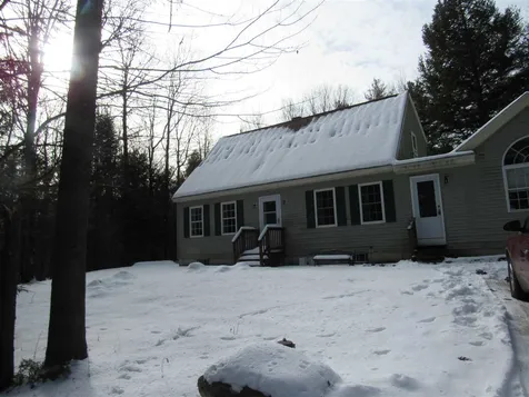 204 Swamp Road Epsom NH 03234