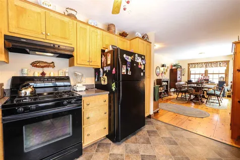 563 Norrie Davies Road Cavendish VT 05142