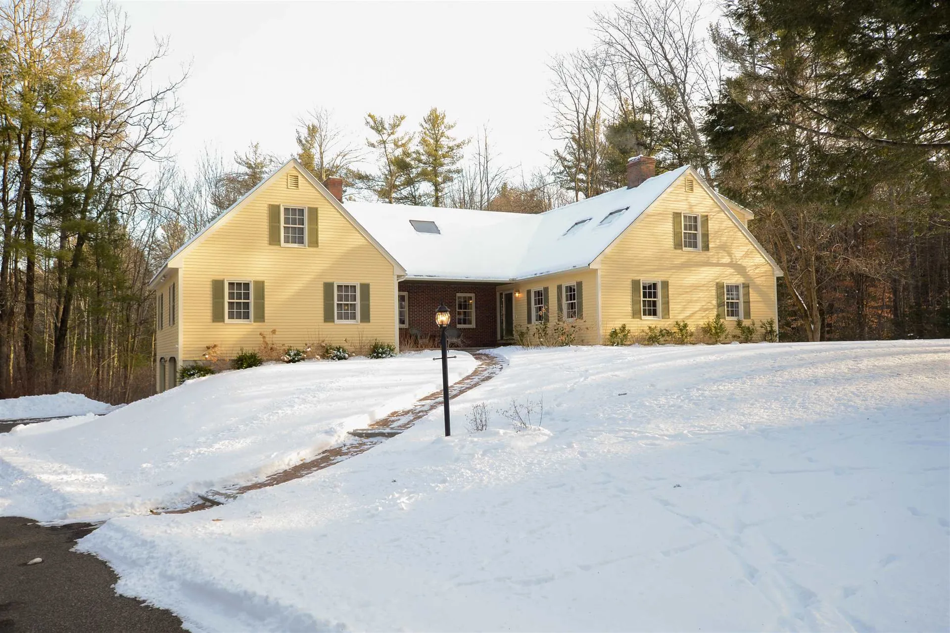 160 Woodside Meadow Road York ME 03909-5129