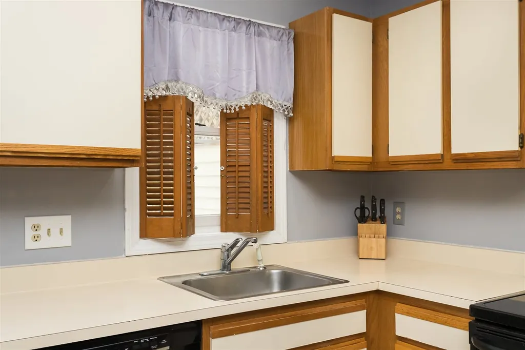 36 Woodland Green Rochester NH 03868