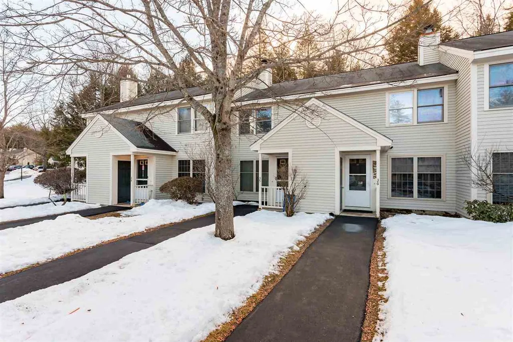 36 Woodland Green Rochester NH 03868