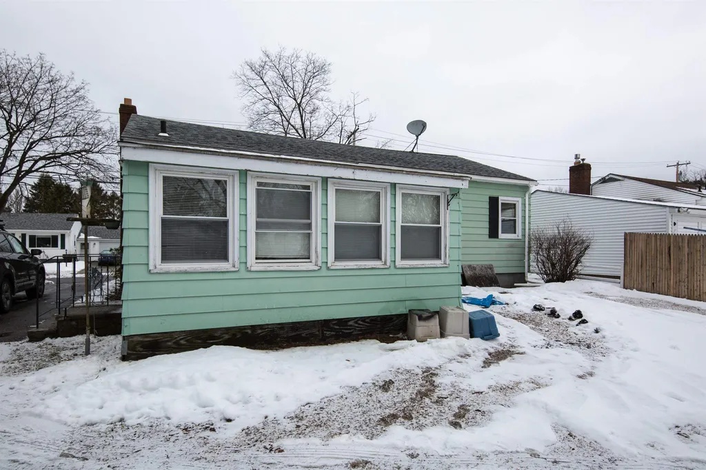 79 Farrington Parkway Burlington VT 05408