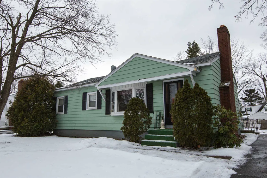 79 Farrington Parkway Burlington VT 05408