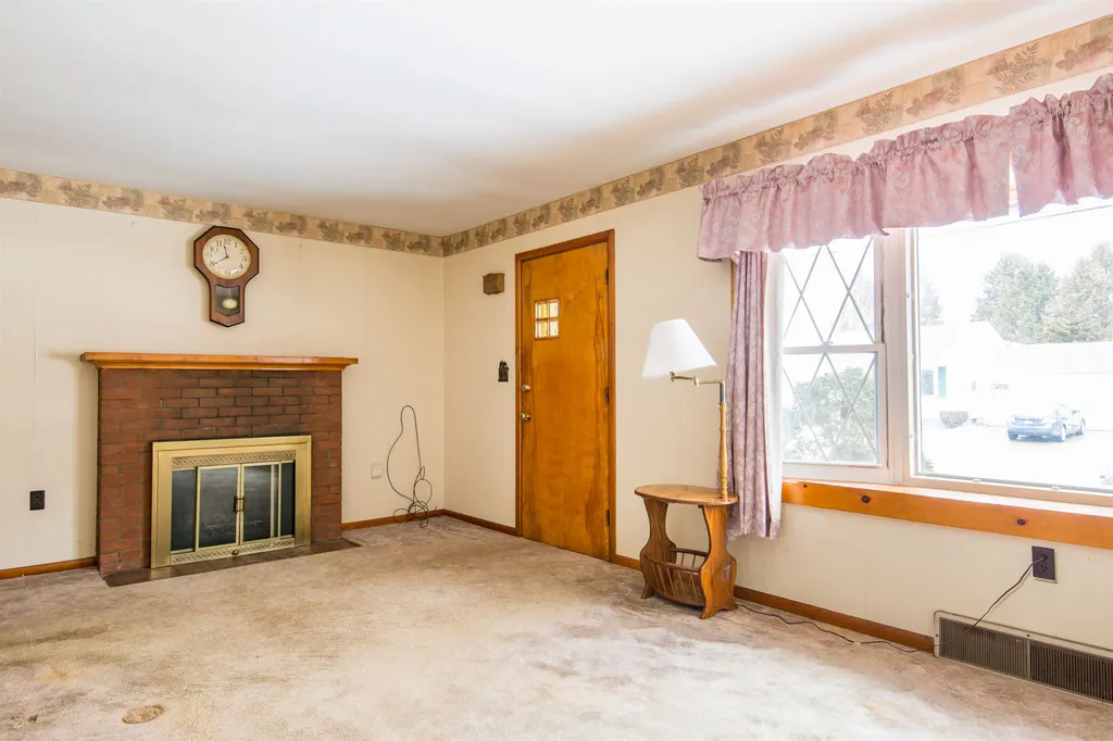 79 Farrington Parkway Burlington VT 05408