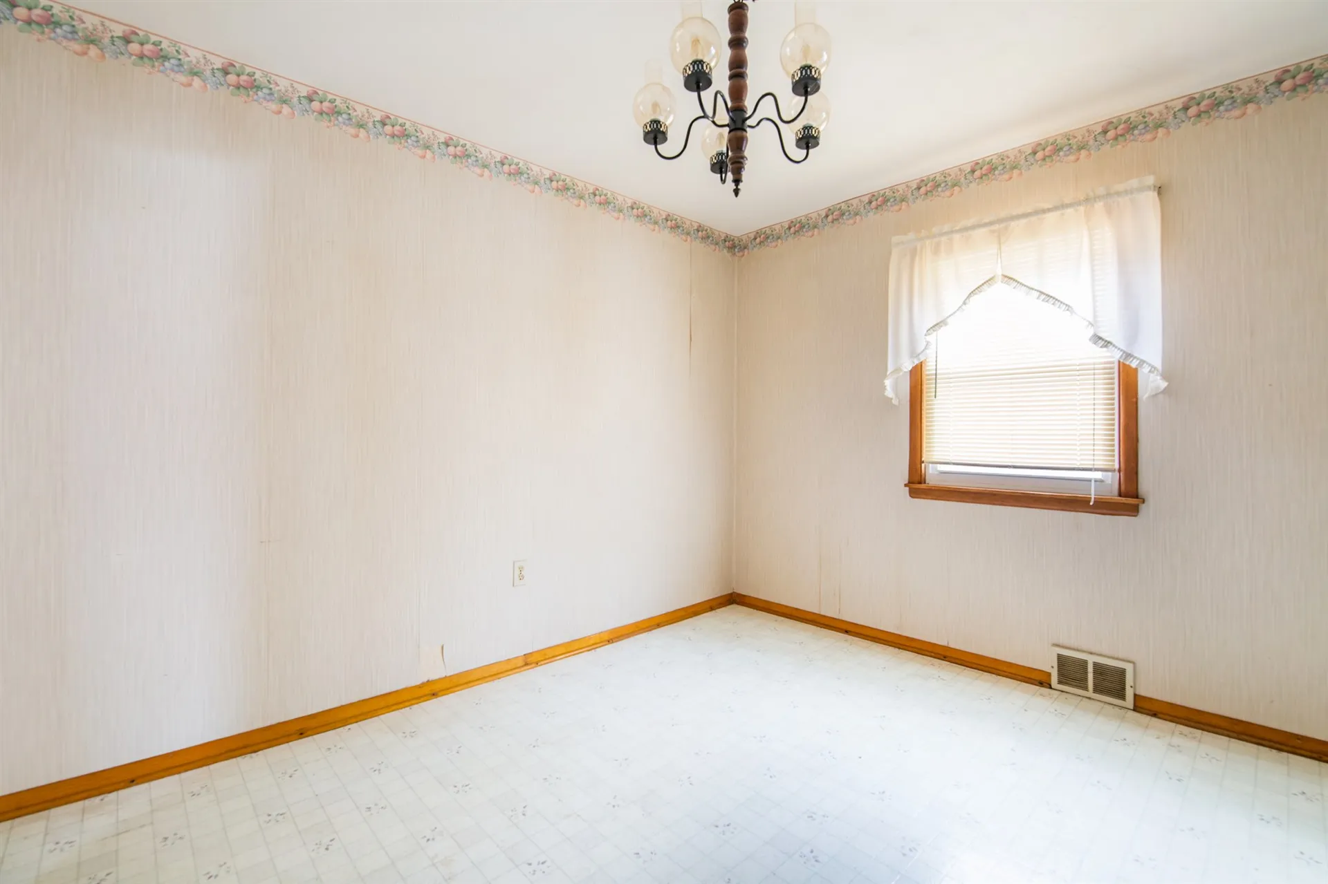 79 Farrington Parkway Burlington VT 05408
