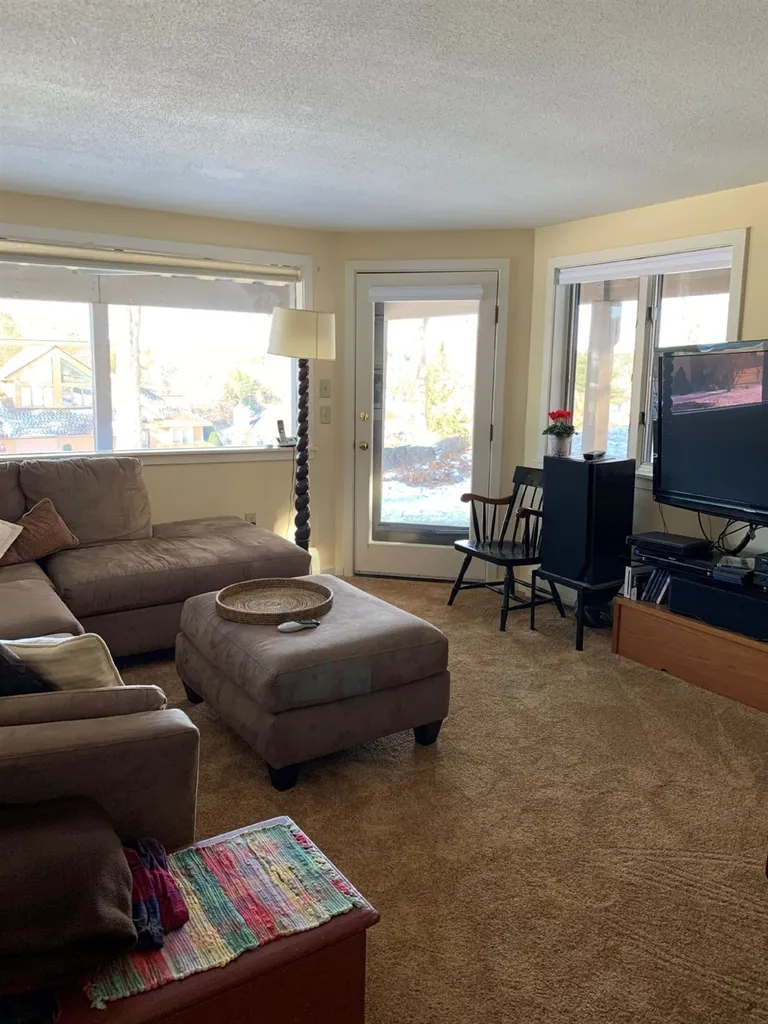 9b Indian Cave Landing Sunapee NH 03782