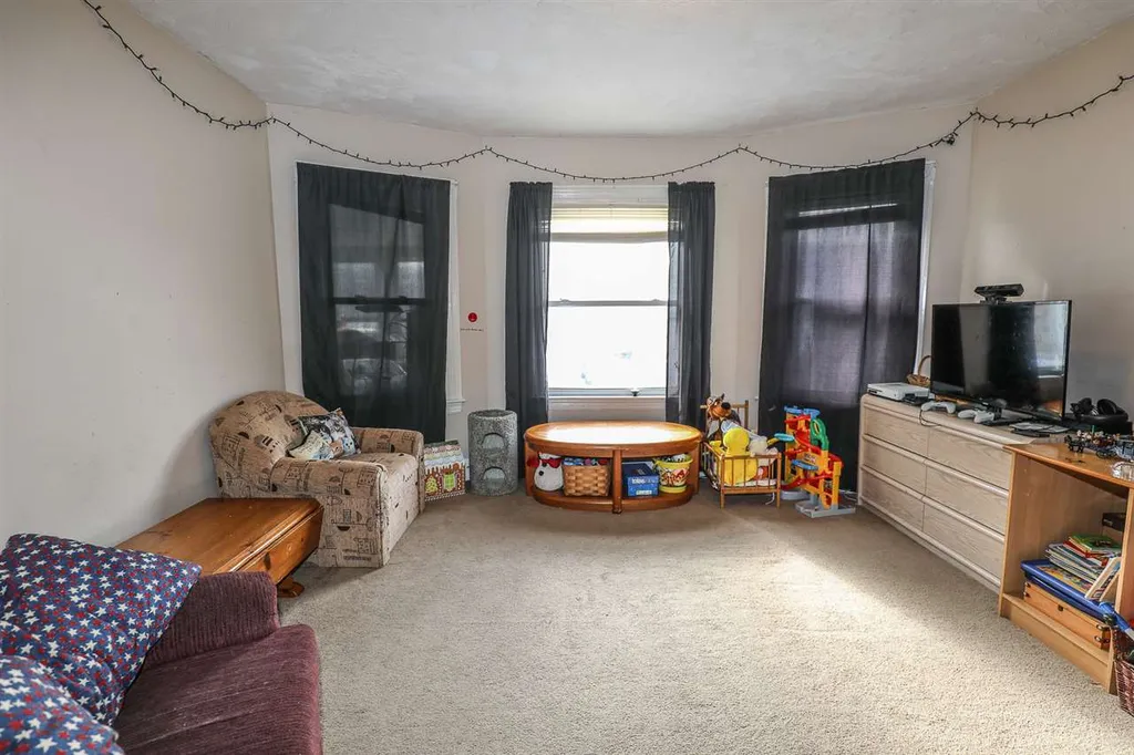 22-24 Linden Street Nashua NH 03064
