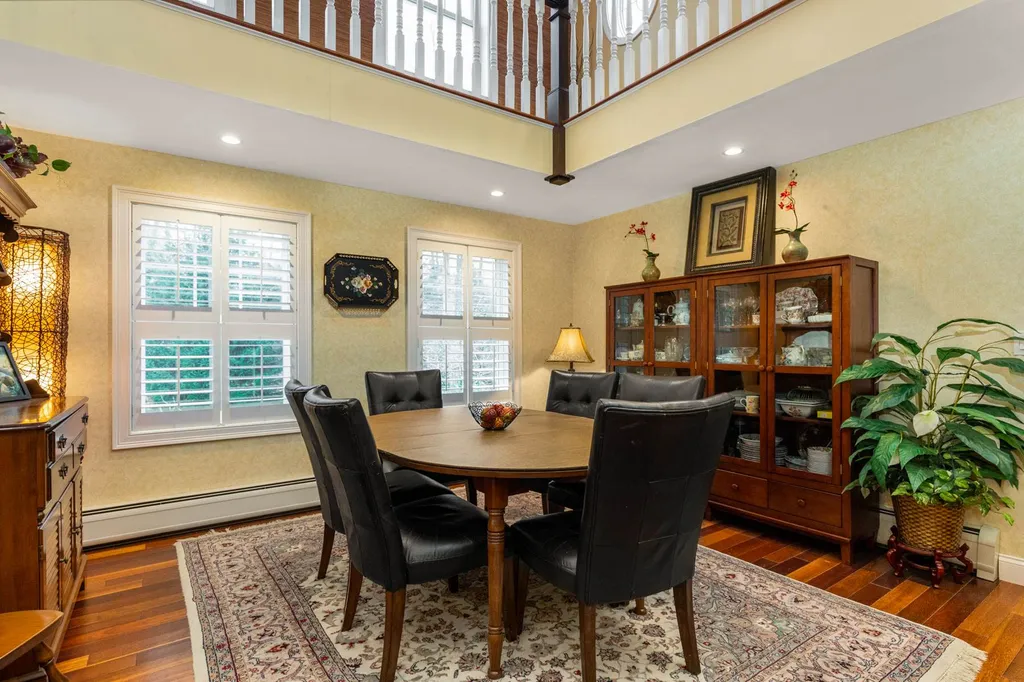 7 Rose Petal Lane Kensington NH 03833