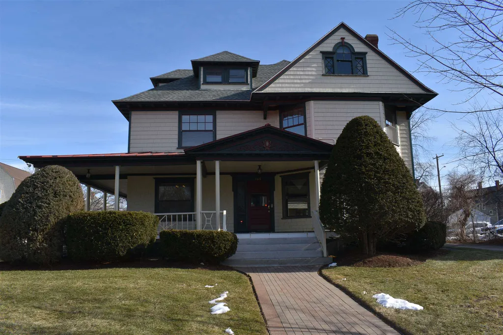 763 Chestnut Street Manchester, NH Real Estate Property MLS 4791898