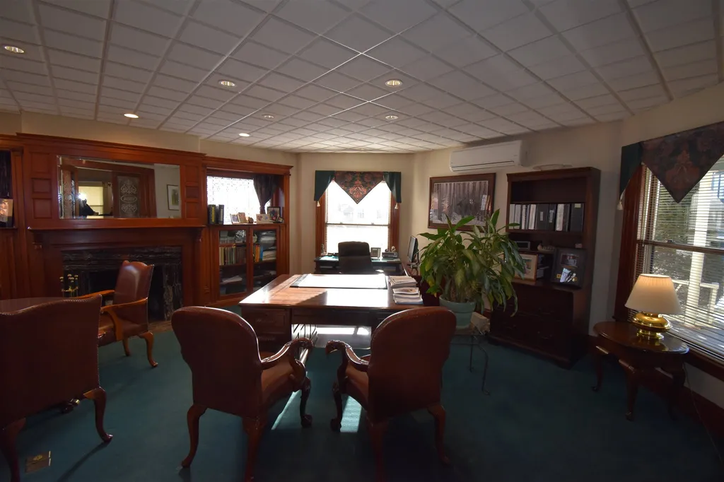 763 Chestnut Street Manchester NH 03104