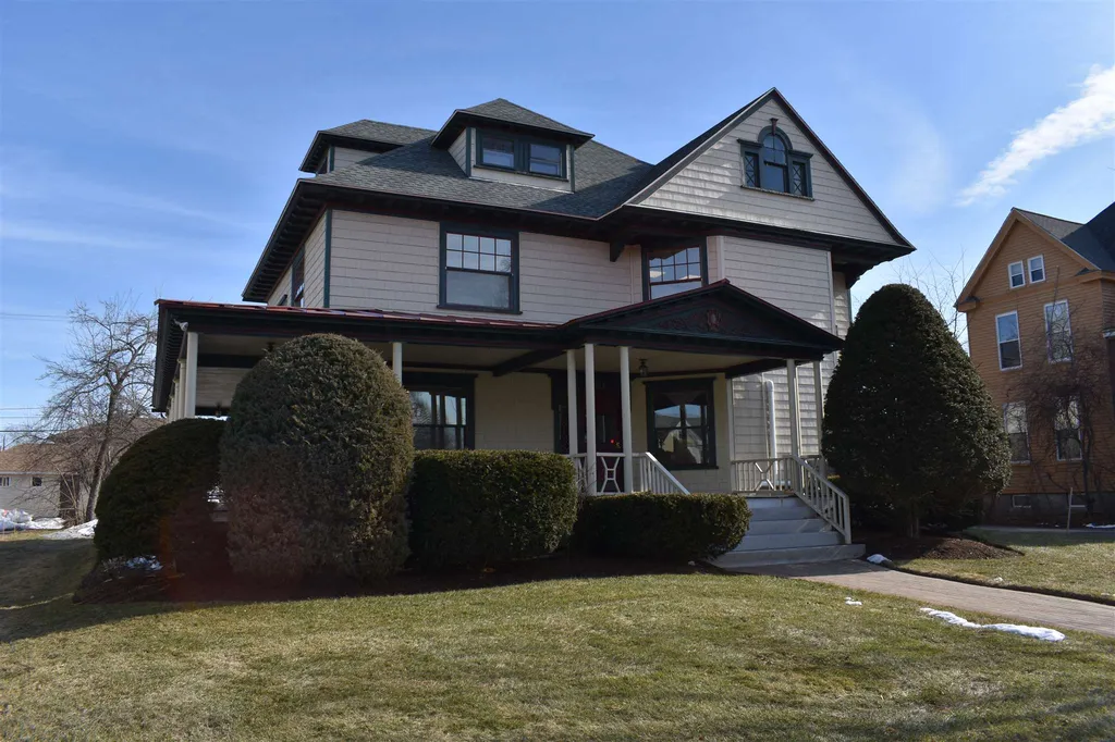 763 Chestnut Street Manchester NH 03104