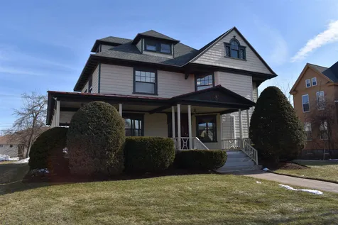 763 Chestnut Street Manchester NH 03104