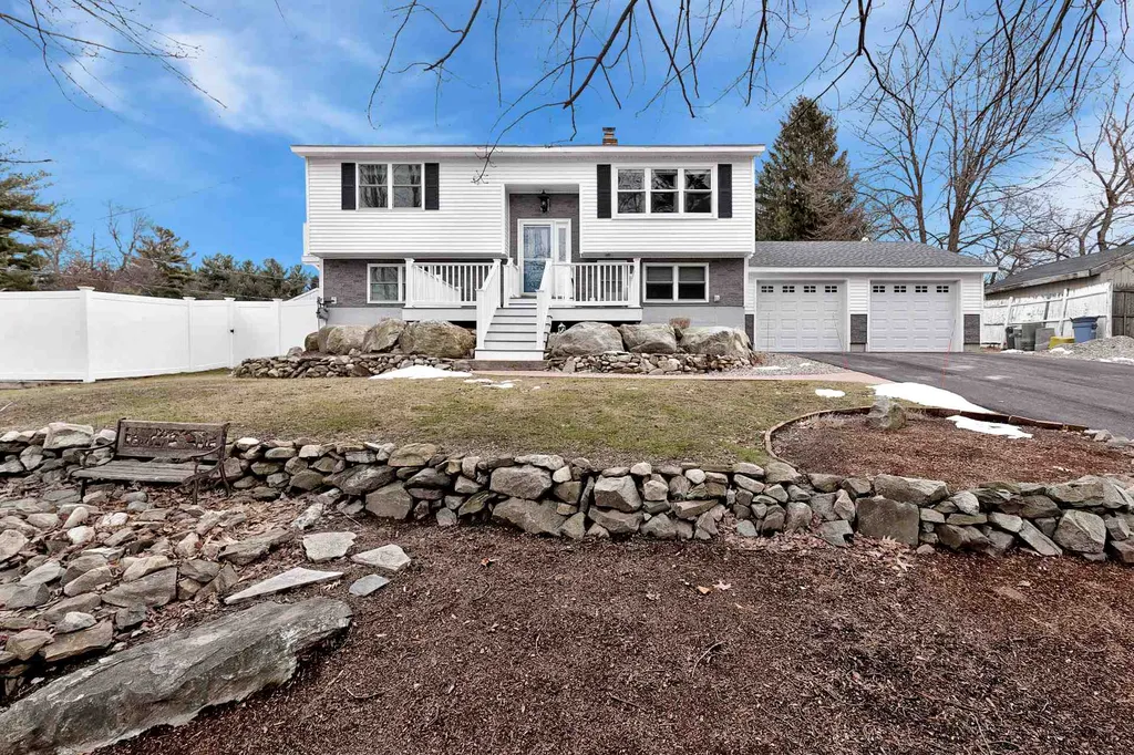 2 Kittery Drive Nashua NH 03062