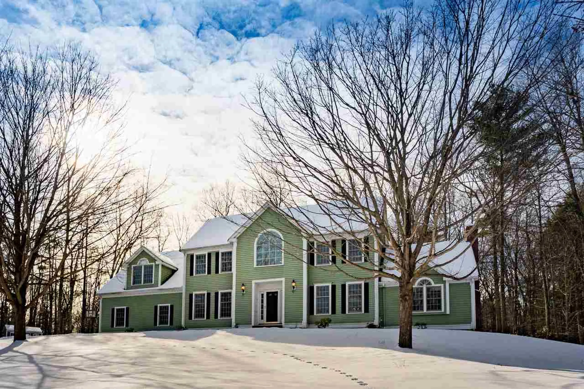 94 Hawk Drive Bedford NH 03110