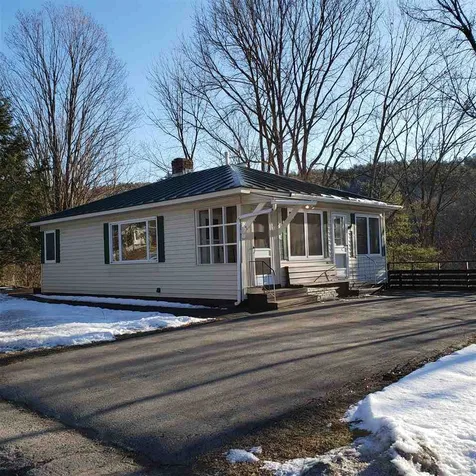17 Litchfield Street Springfield VT 05156