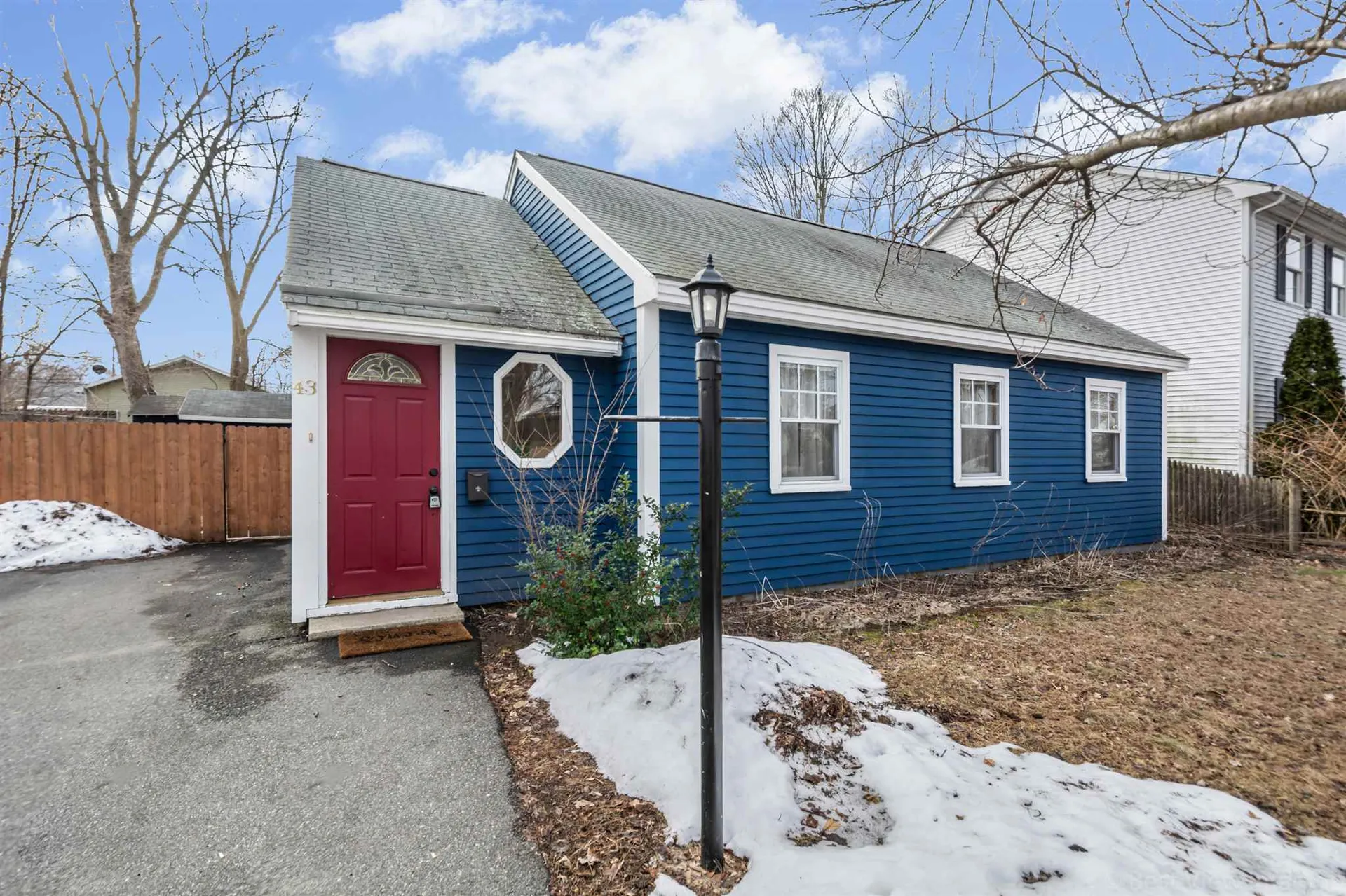 43 King Street Nashua NH 03060
