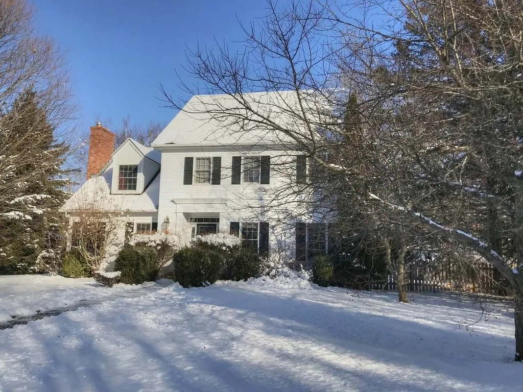 849 Bay Road Shelburne VT 05482