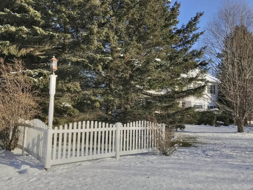 849 Bay Road Shelburne VT 05482