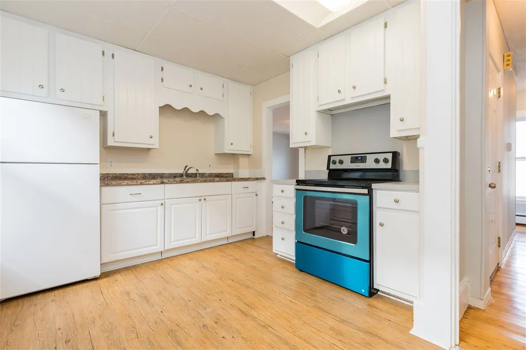 15 Lincoln Street Somersworth NH 03878