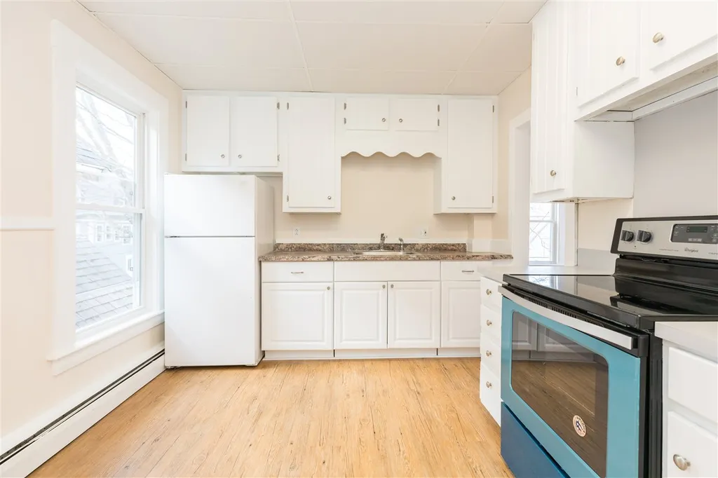 15 Lincoln Street Somersworth NH 03878