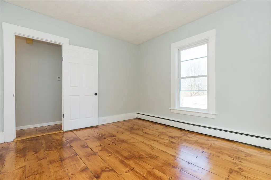 15 Lincoln Street Somersworth NH 03878