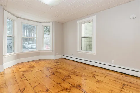 15 Lincoln Street Somersworth NH 03878