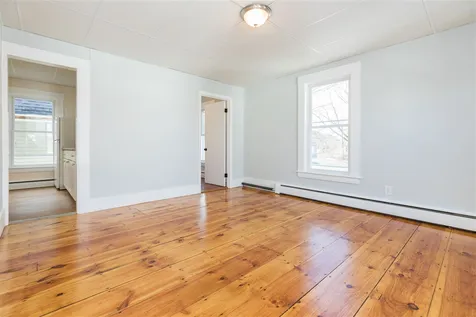 15 Lincoln Street Somersworth NH 03878