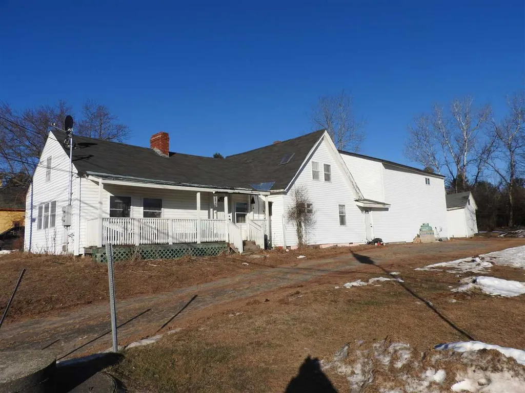 7036 School Street Loudon NH 03307