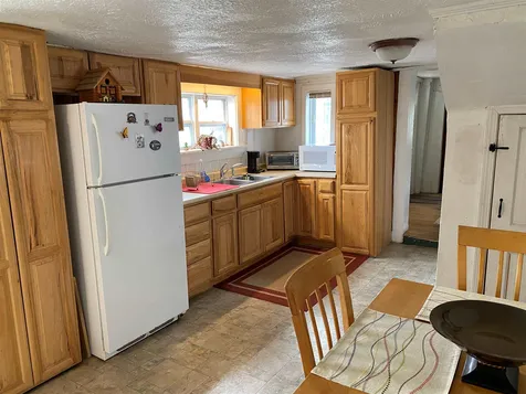 7036 School Street Loudon NH 03307