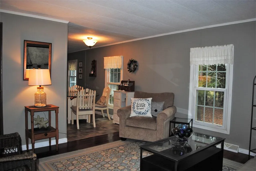 23 Pleasant Valley Road Dover NH 03820
