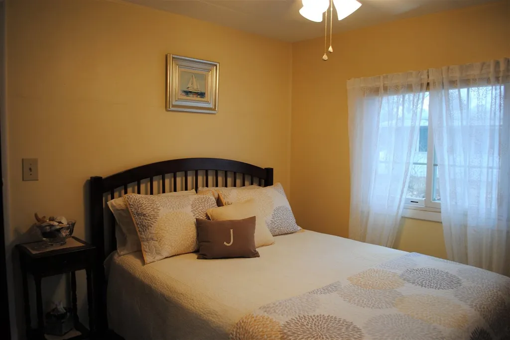 23 Pleasant Valley Road Dover NH 03820