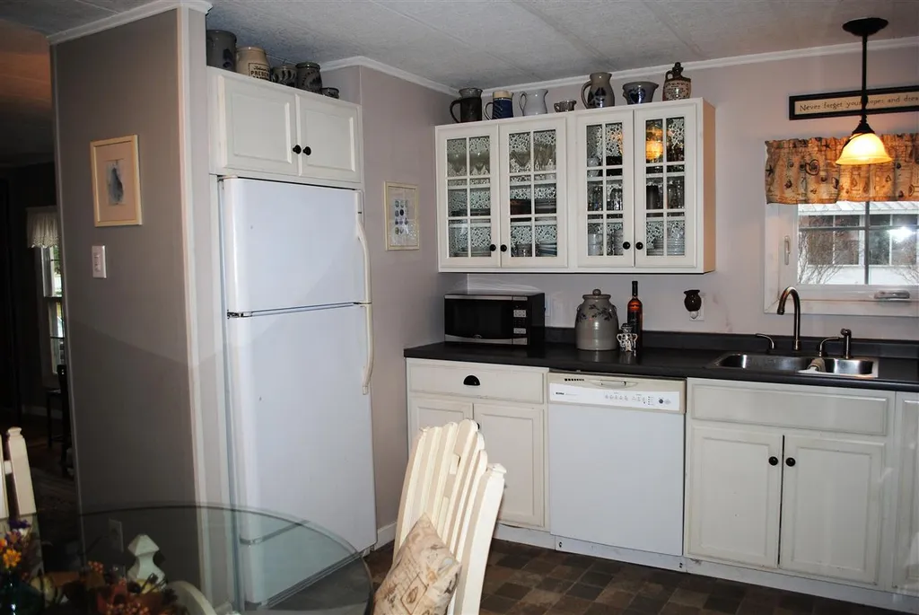 23 Pleasant Valley Road Dover NH 03820