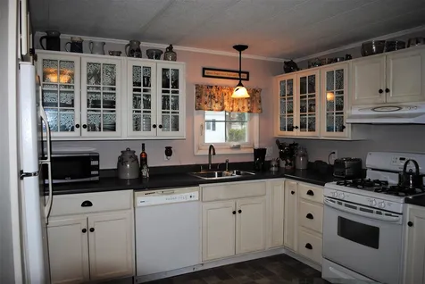 23 Pleasant Valley Road Dover NH 03820