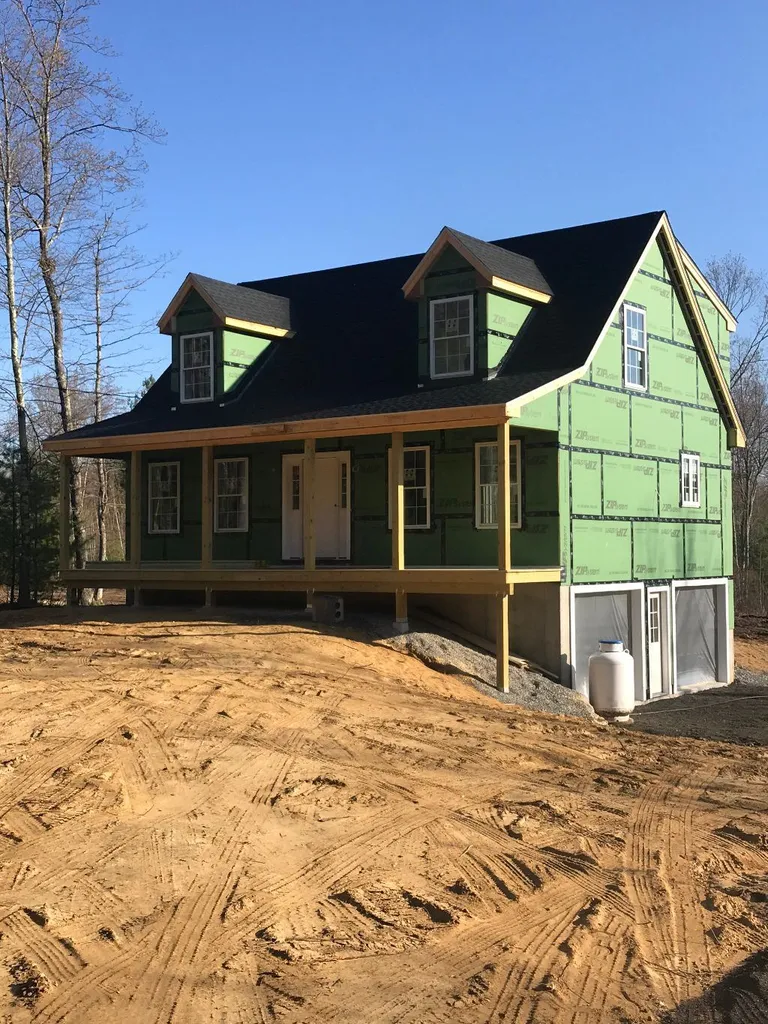 35 Heath Street Newton NH 03858