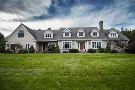 3 Brittany Lane Atkinson NH 03811