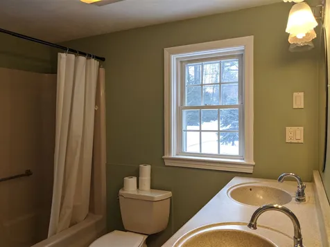 255 Dockham Shore Road Gilford NH 03249