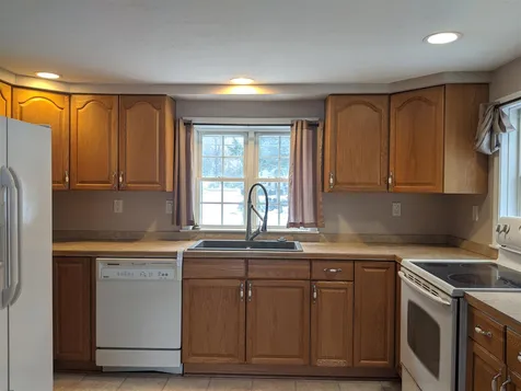 255 Dockham Shore Road Gilford NH 03249