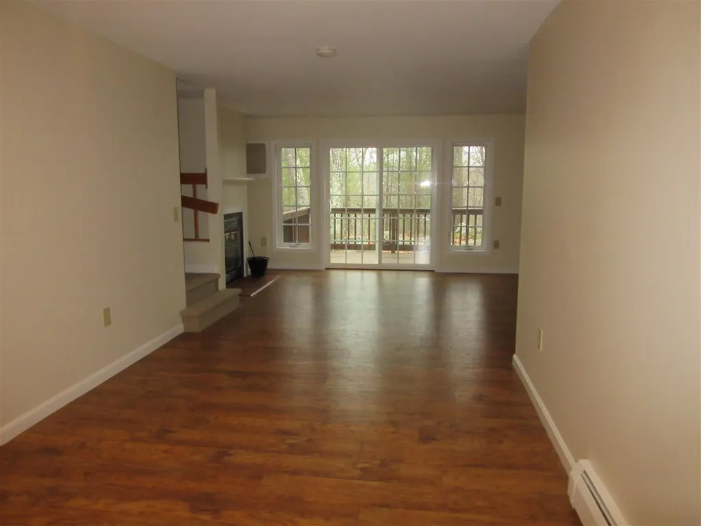 1465 Hooksett Road Hooksett NH 03106