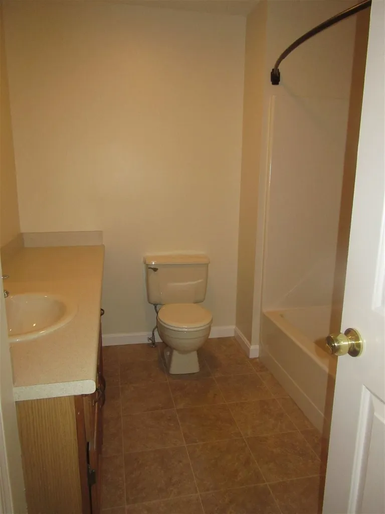 1465 Hooksett Road Hooksett NH 03106