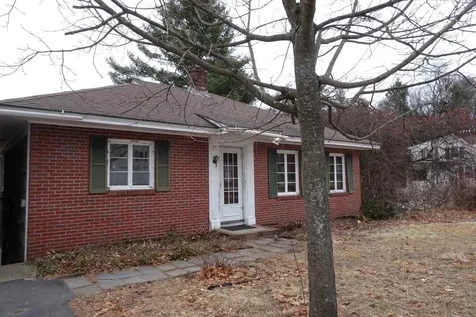 53 Blossom Street Keene NH 03431