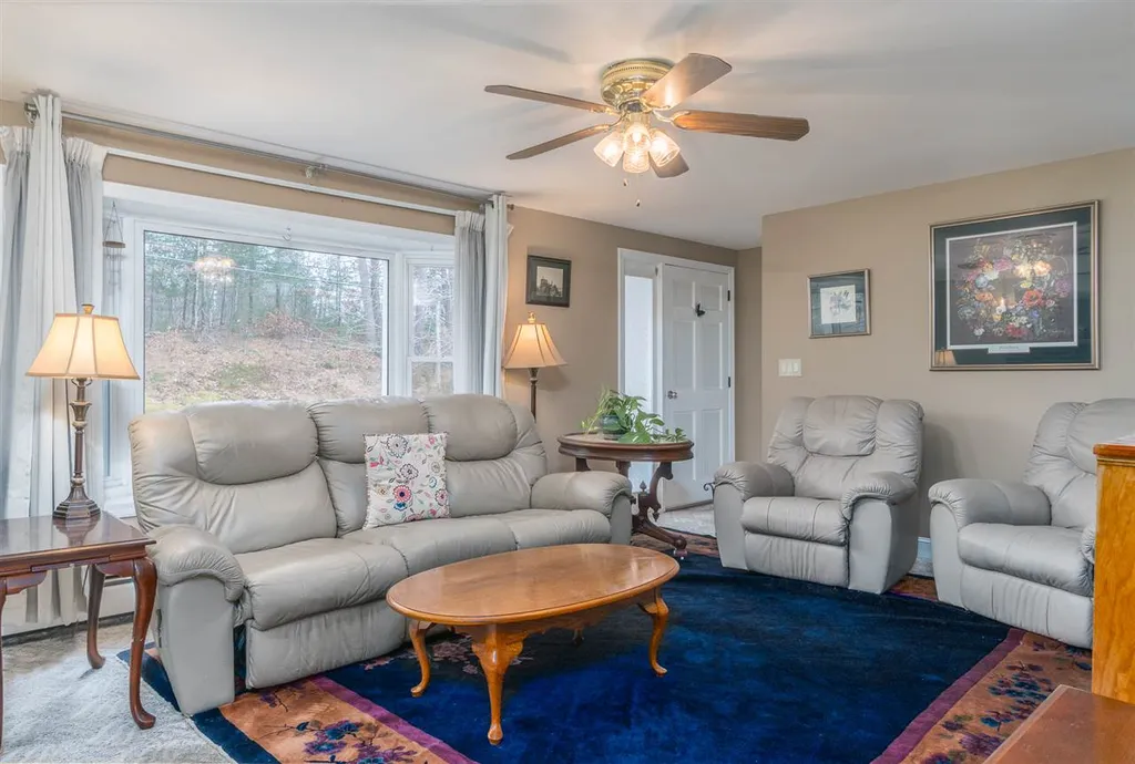 188 Bluff Street Salem NH 03079